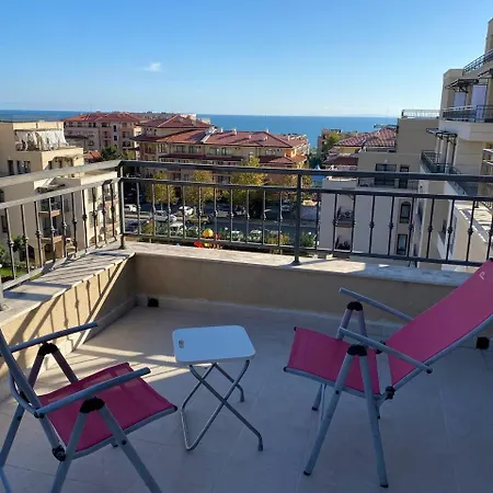 Neuwertiges Sorrento Sole Mare Apartament *